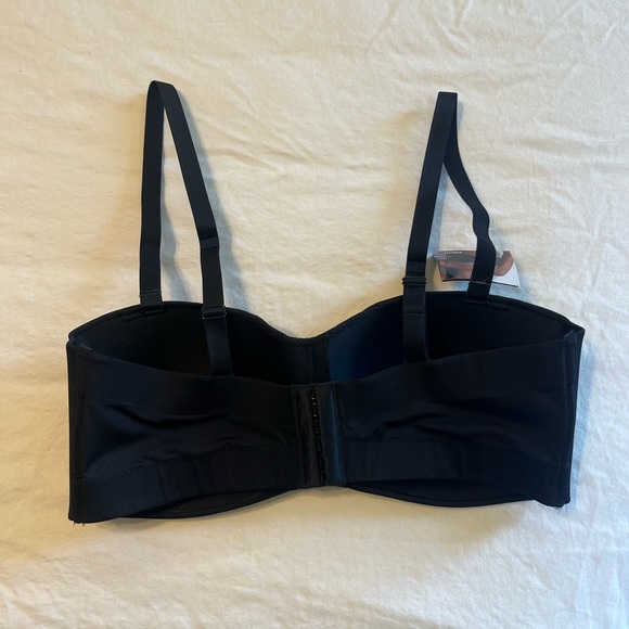 Black Convertible Strapless Bra - Picture 2 of 5